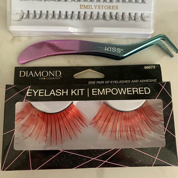 Eyelashes Bundle - Picture 3 of 3